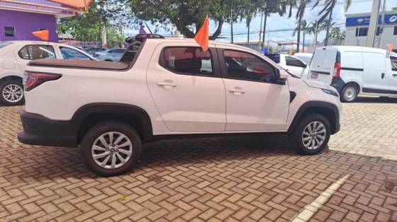 FIAT STRADA 1.3 FIREFLY FLEX FREEDOM CD MANUAL FIAT STRADA 1.3 FIREFLY FLEX FREEDOM CD MANUAL